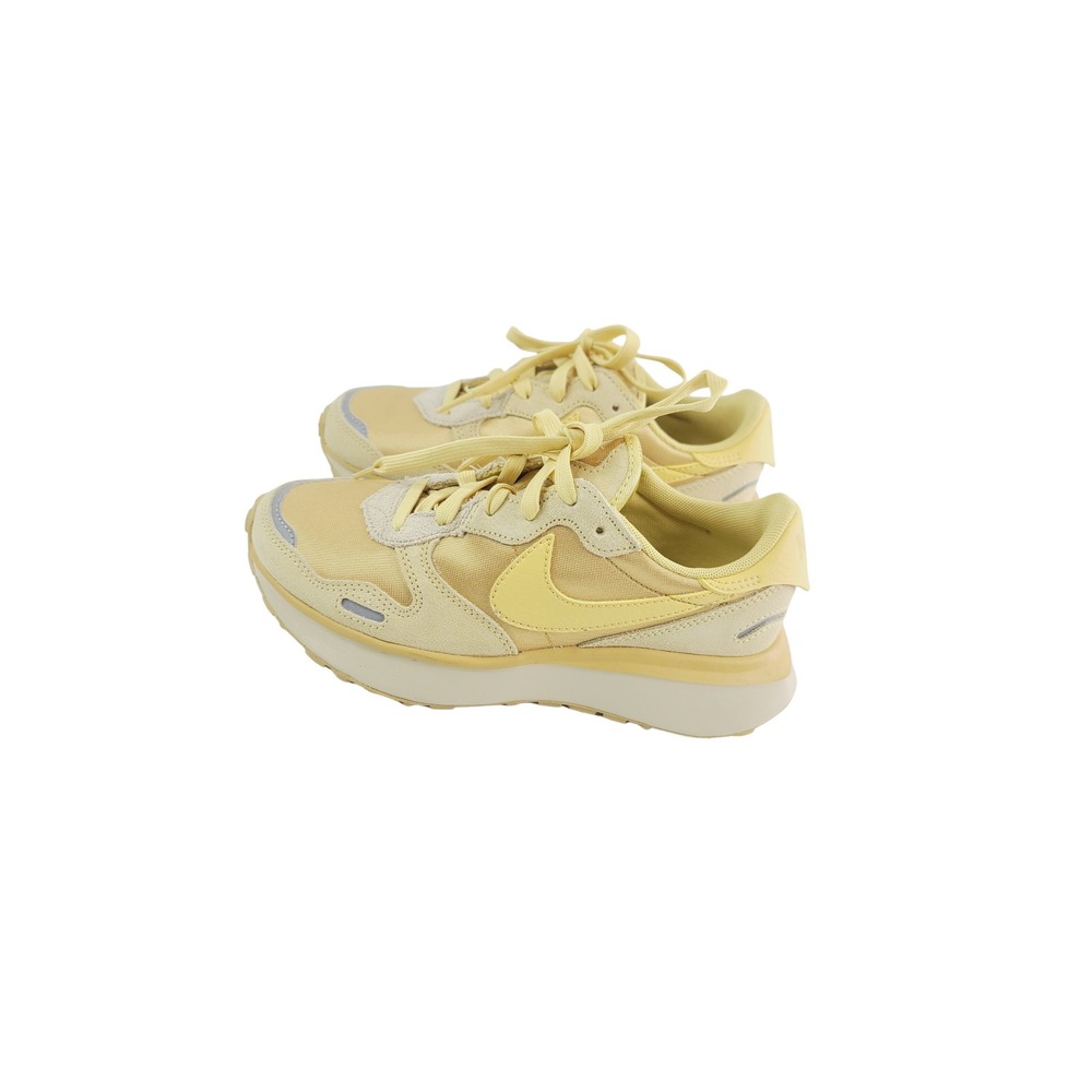 Nike Mesh/Suede Rubber Casual Sneakers Women's Size 5 Yellow Color. KT
